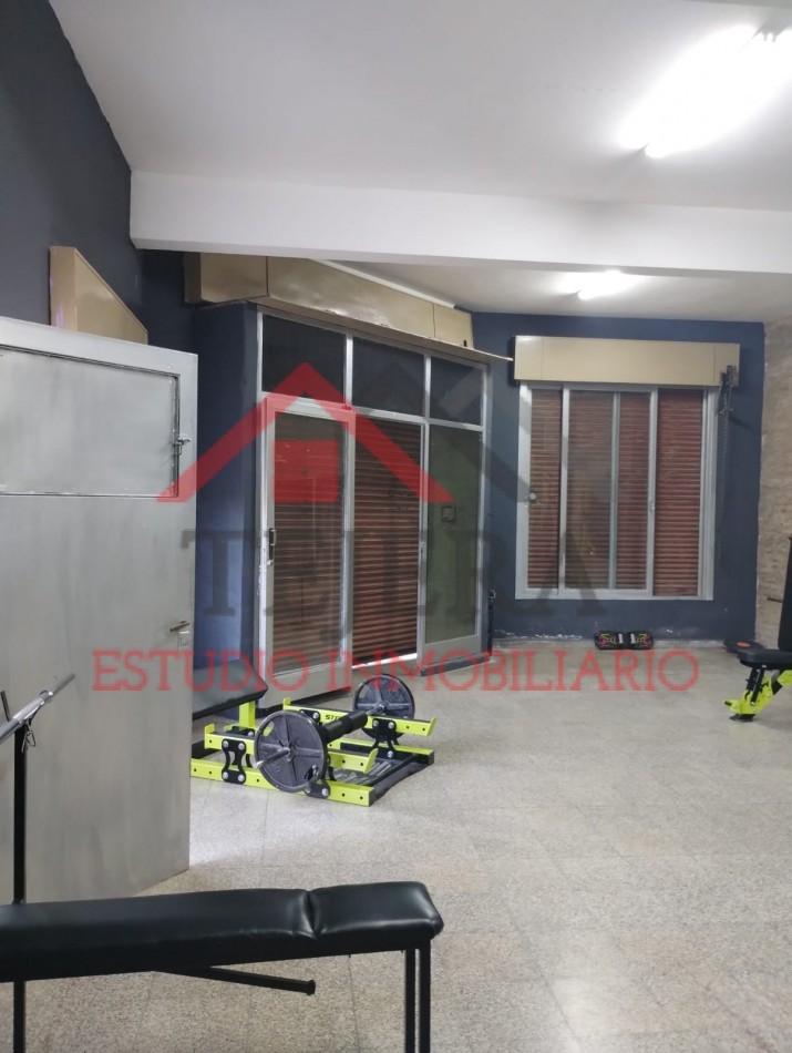 VENTA EN BLOCK LOCALES COMERCIALES- DEPTOS