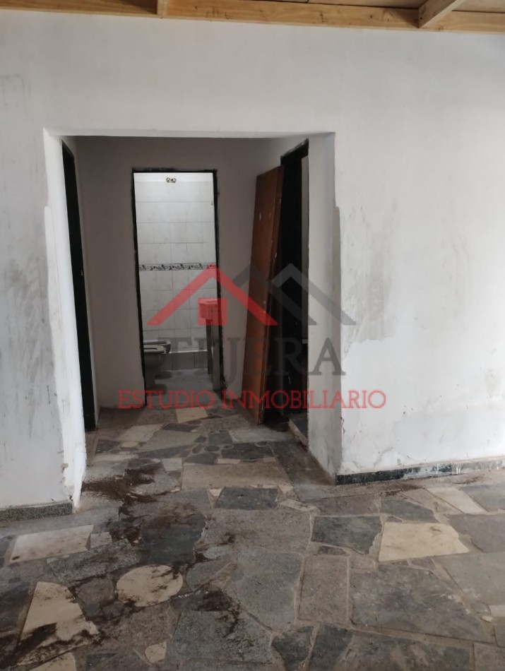 VENTA CASA Y DEPTO
