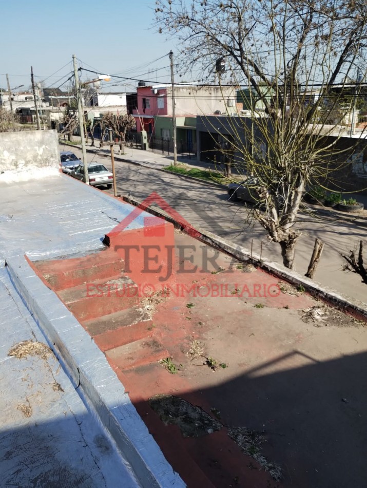 VENTA CASA Y DEPTO