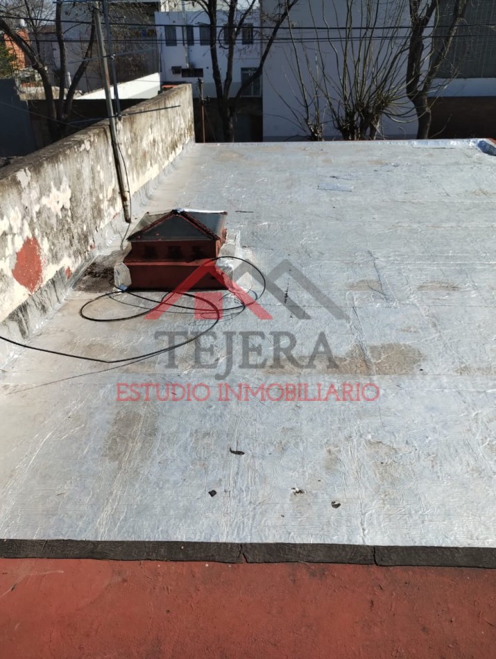 VENTA CASA Y DEPTO
