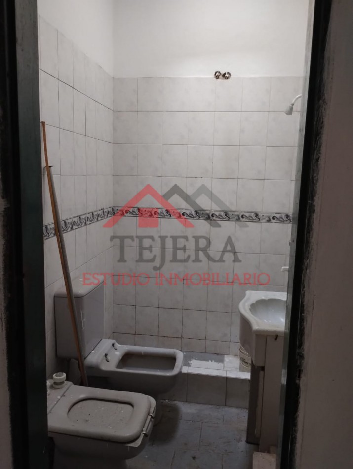 VENTA CASA Y DEPTO